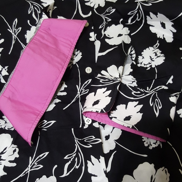 Beautiful RALPH LAUREN blouse. New without tags. - Picture 7 of 8